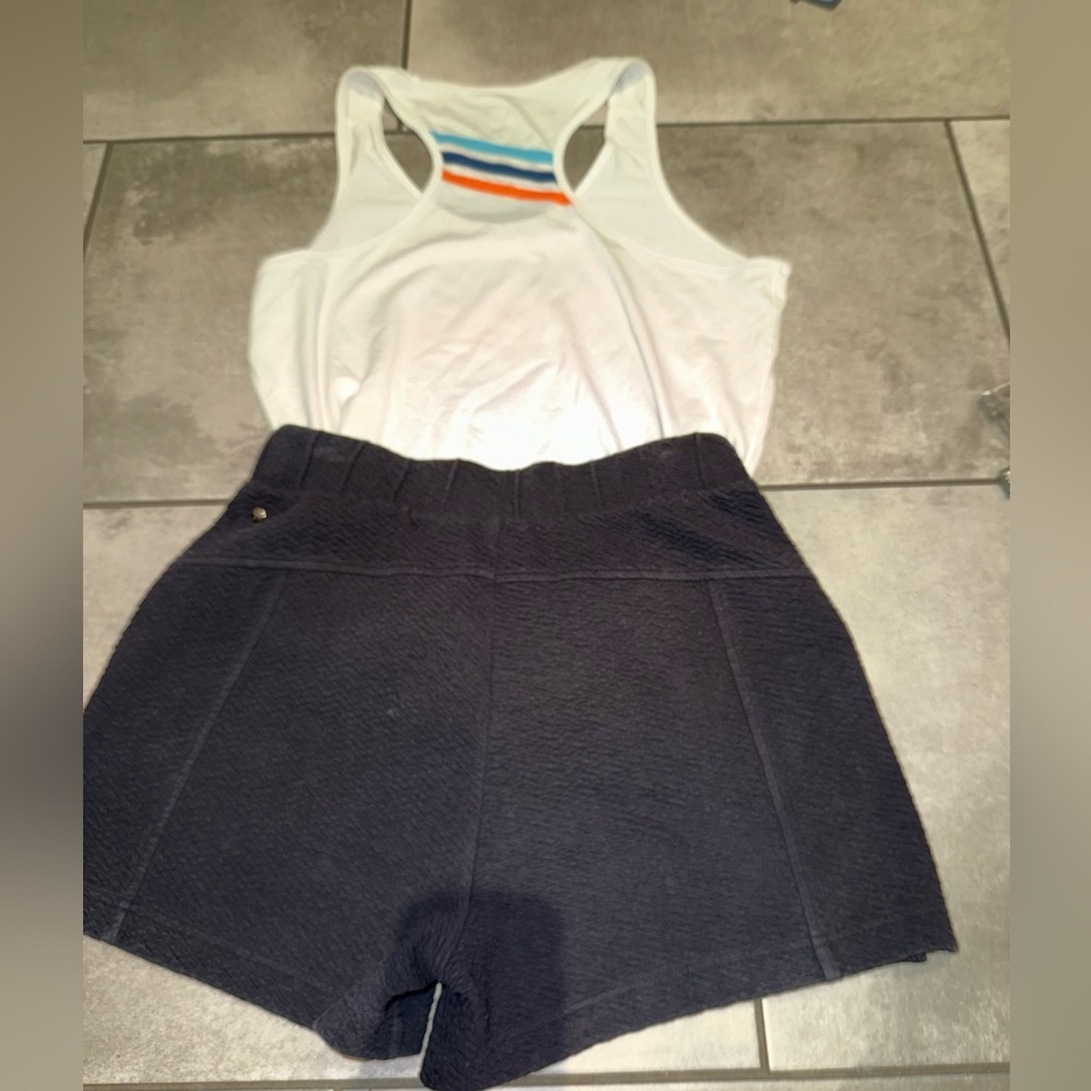 Zella Black Textured High Waisted Athletic Shorts Size Small - Picture 4 of 14